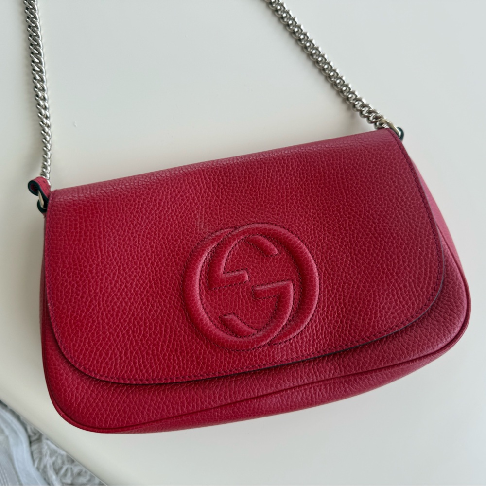 Red Gucci purse